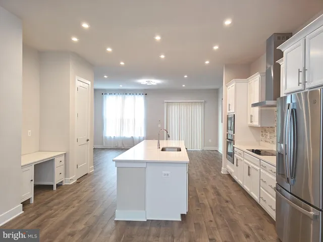 $3,850 | 2393 Liberty Loop, Herndon, VA 20171