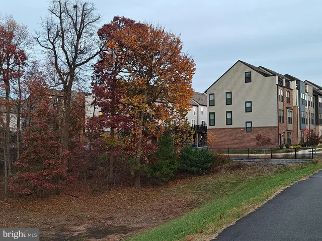 $3,850 | 2393 Liberty Loop, Herndon, VA 20171