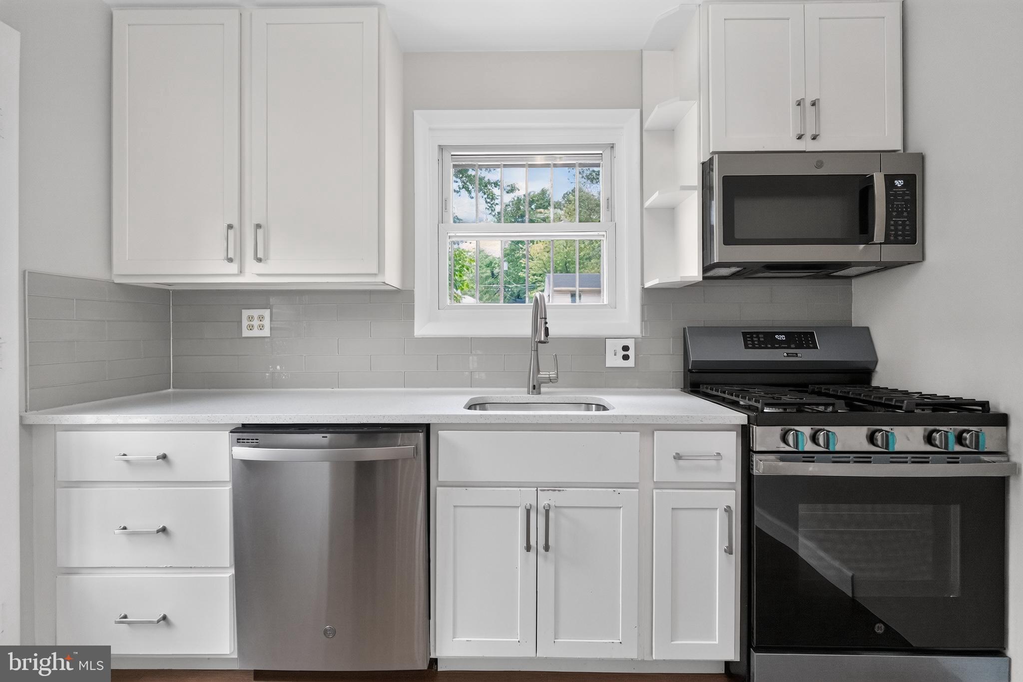 1321 Asheville Road District Heights, MD 20747 - Photo 9 of 32
