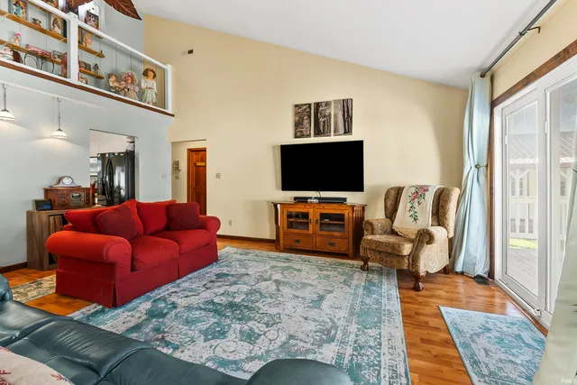 $390,000 | 710 East Boydston Mill Drive, North Webster, IN 46555