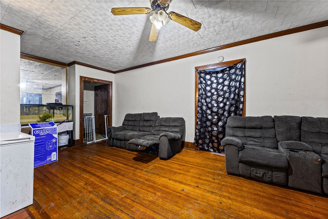 18 Bauer Street Rochester, NY 14606 - Photo 5 of 30
