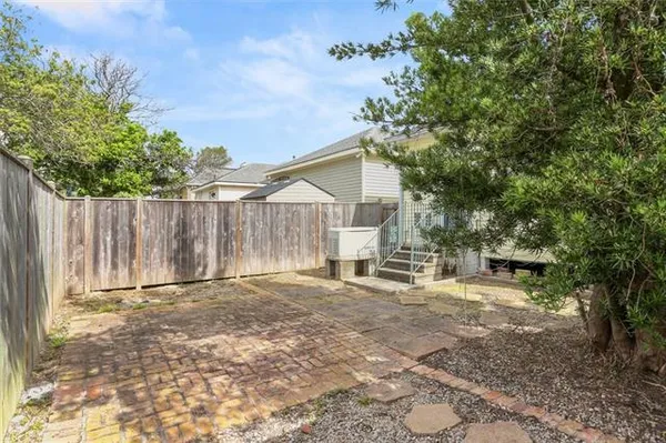 $395,000 | 7452 Hurst Street, New Orleans, LA 70118