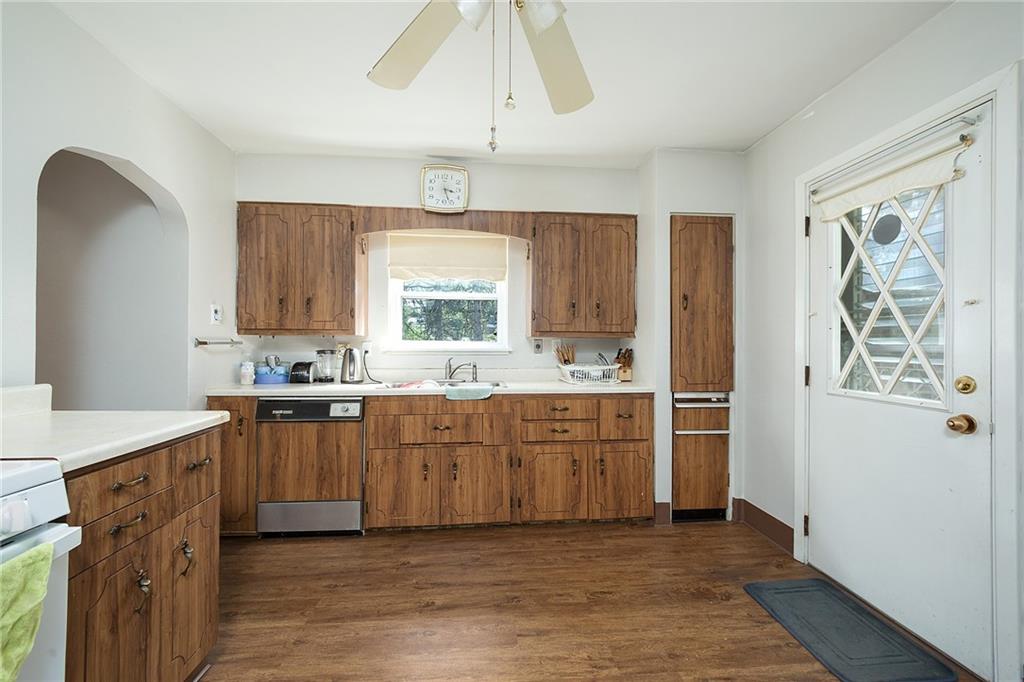 411 Center Road Monroeville, PA 15146 - Photo 11 of 25 Gallery Image 11