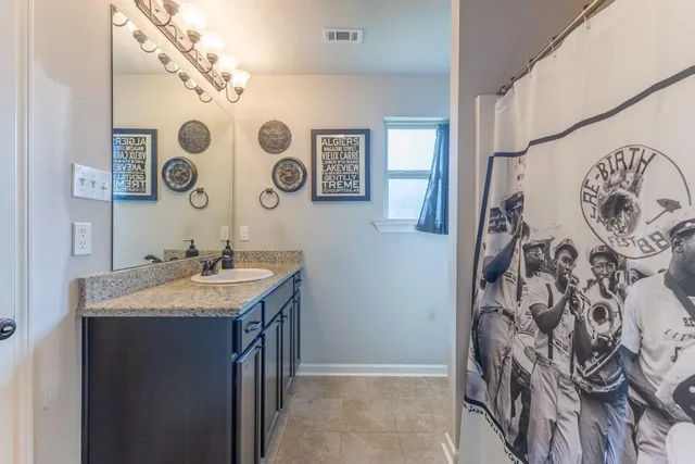 $249,000 | 201 Ashton Oaks Lane, Luling, LA 70070