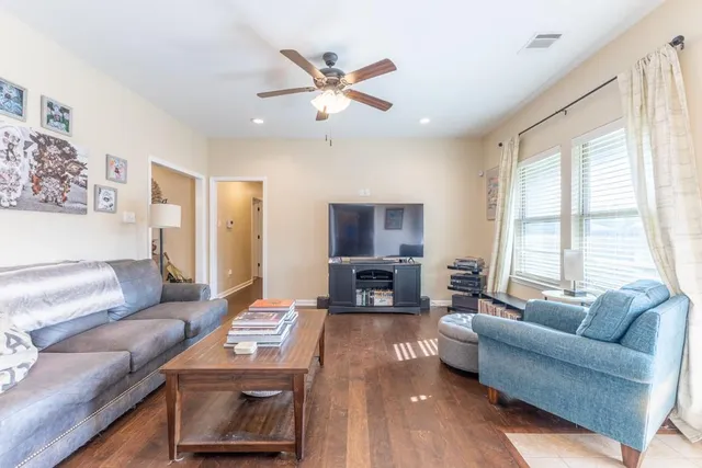 $249,000 | 201 Ashton Oaks Lane, Luling, LA 70070