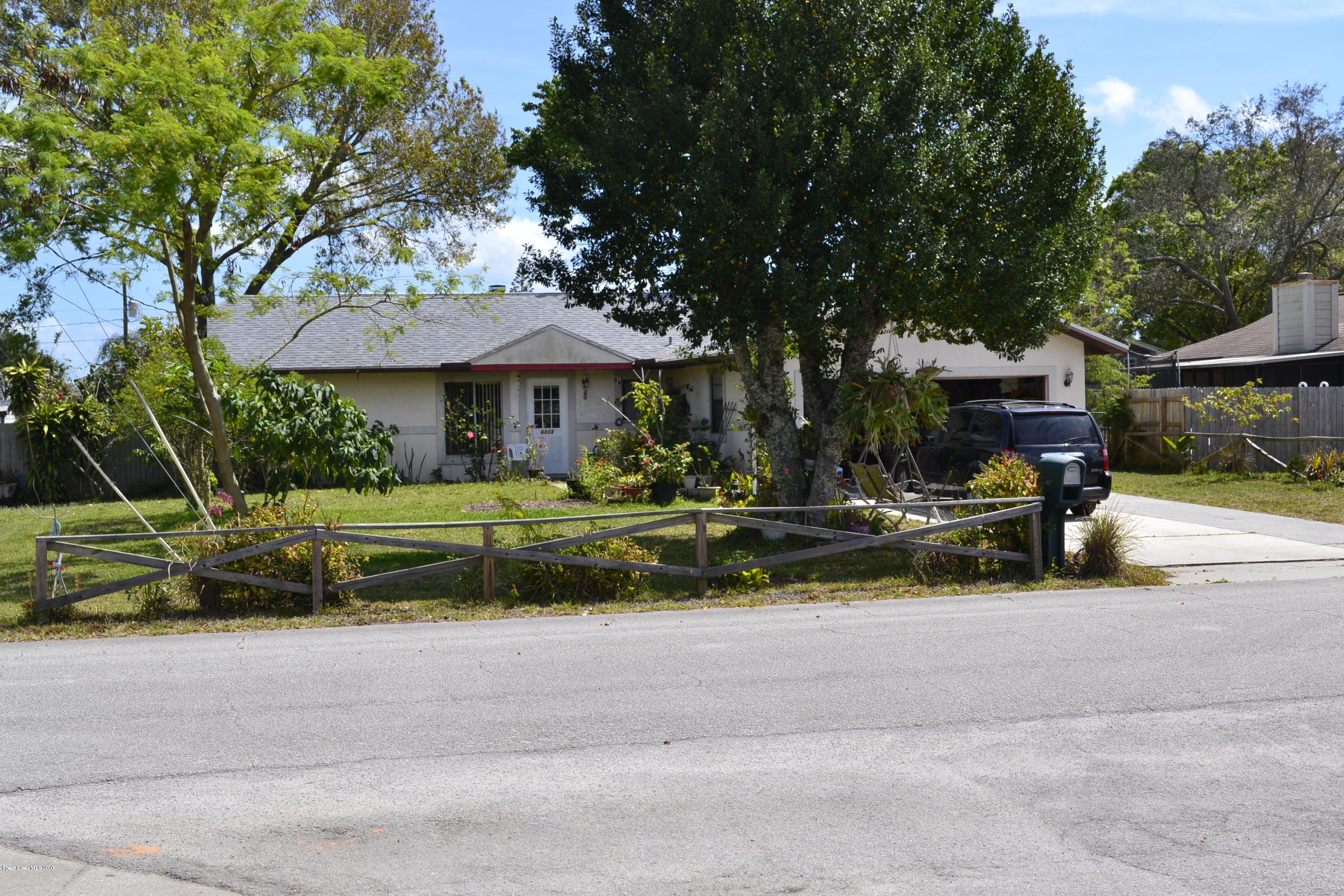 6313 Hunt Road Cocoa, FL 32927 - Photo 1 of 17 _DSC0004