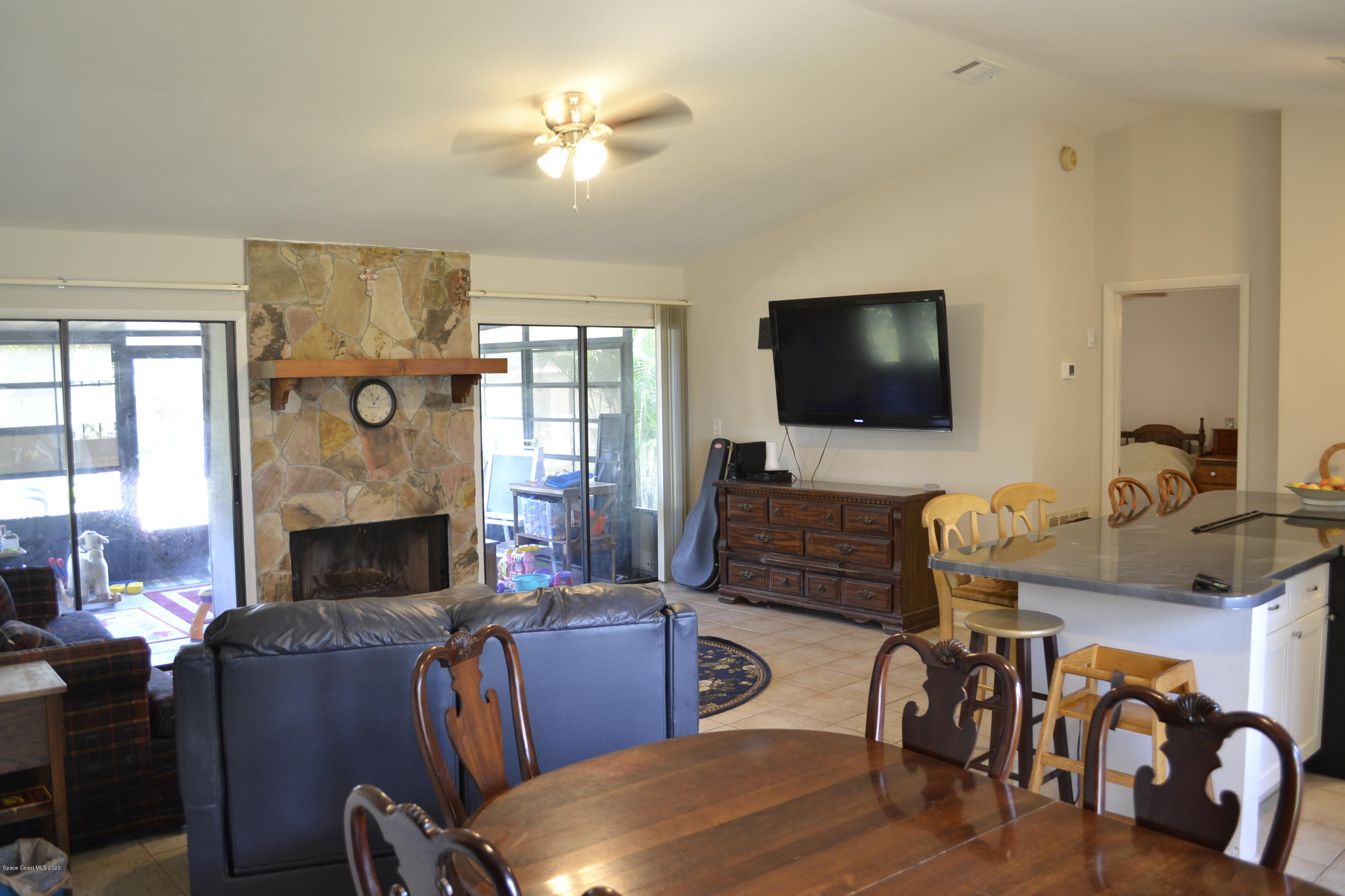 6313 Hunt Road Cocoa, FL 32927 - Photo 4 of 17 _DSC0008