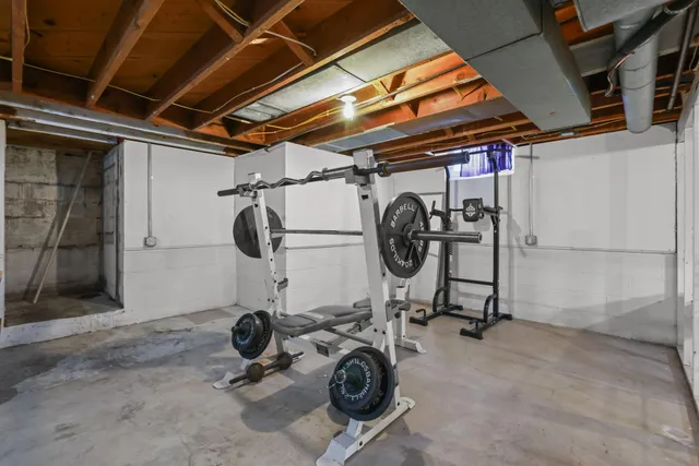 $325,000 | 2795 90th Lane Northeast, Blaine, MN 55449