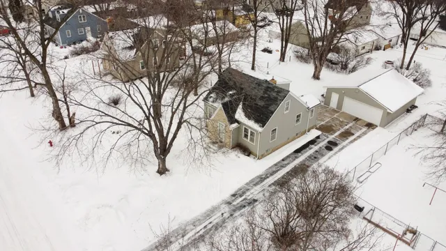 $325,000 | 2795 90th Lane Northeast, Blaine, MN 55449