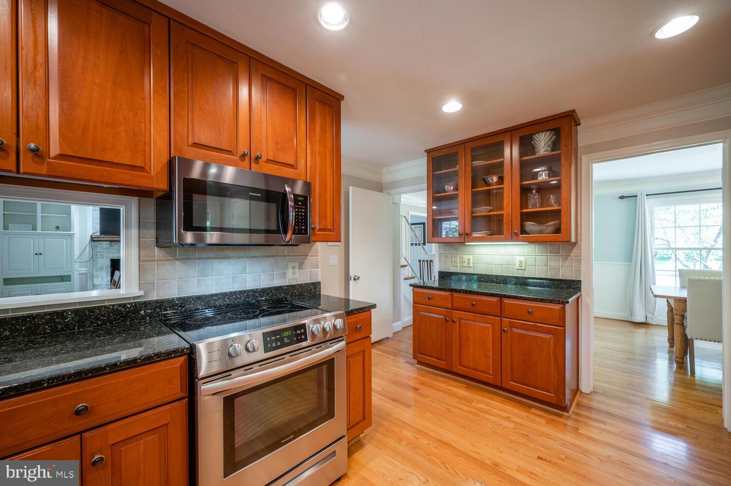 8619 Gateshead Road Alexandria, VA 22309 - Photo 12 of 54 Gallery Image 12