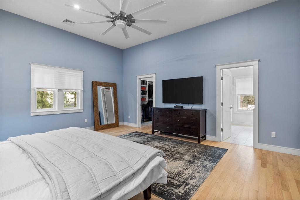 42 Harding Road Lexington, MA 02420 - Photo 14 of 34