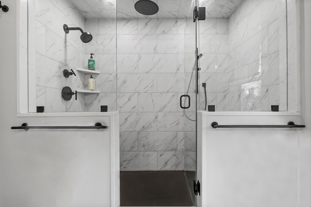 42 Harding Road Lexington, MA 02420 - Photo 16 of 34