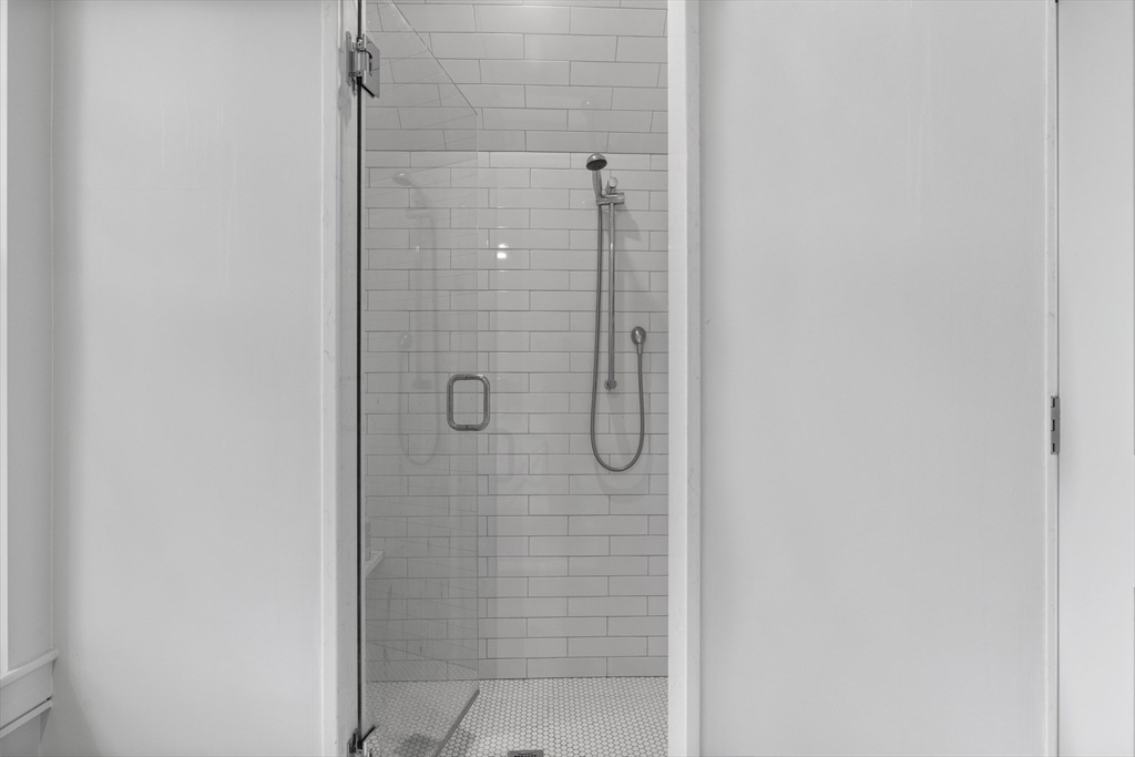 42 Harding Road Lexington, MA 02420 - Photo 28 of 34