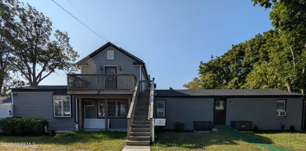 $2,600 | 164 Front, Unit 2, Keyport, NJ 07735