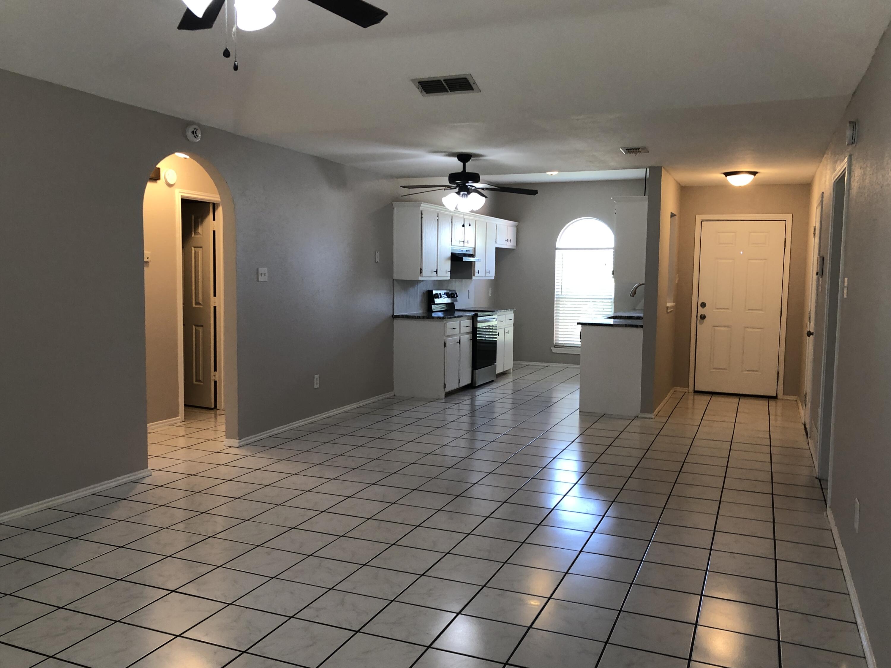 6112 6th Street Lubbock, TX 79416 - Photo 8 of 35 IMG_7328