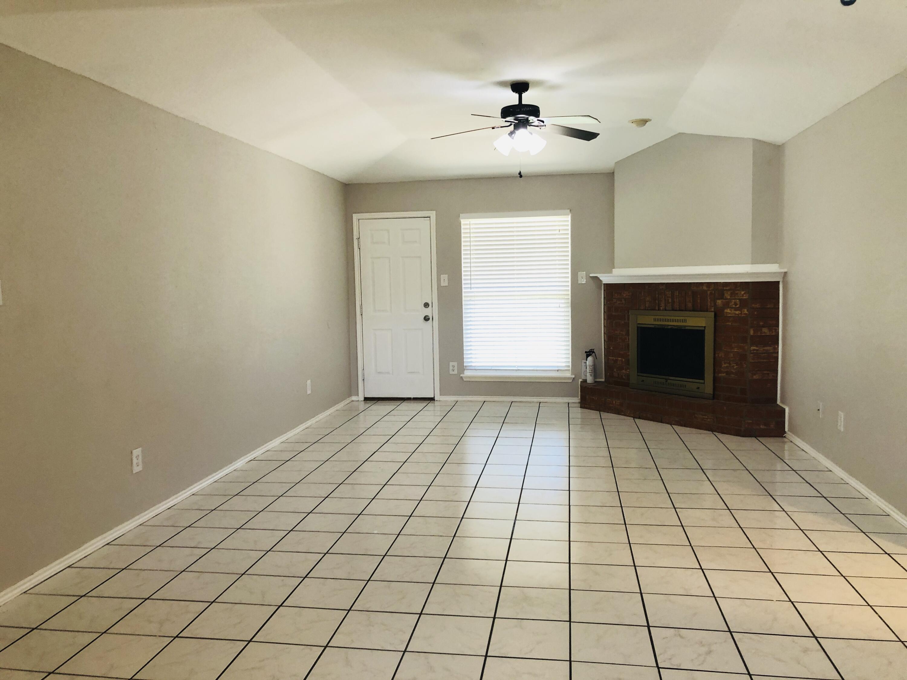 6112 6th Street Lubbock, TX 79416 - Photo 10 of 35 IMG_7321