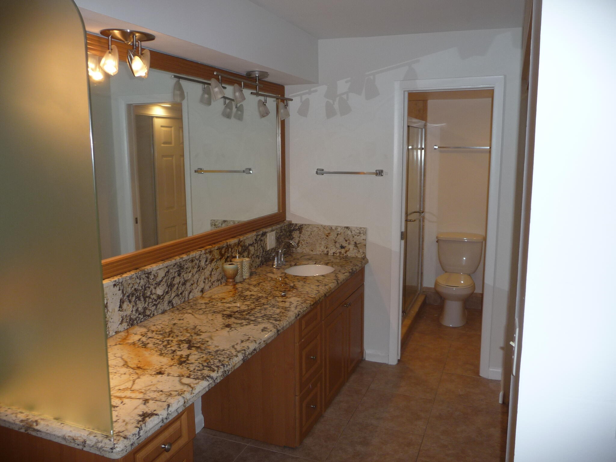 22615 Southwest 66th Avenue, Unit 205 Boca Raton, FL 33428 - Photo 7 of 8 Master Bath