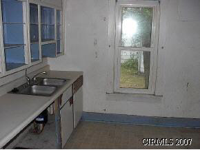 935 Park Rochester, IN 46975 - Photo 6 of 6