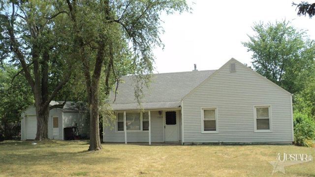 1525 Reckeweg Road Fort Wayne, IN 46804 - Photo 1 of 13