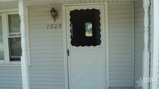 1525 Reckeweg Road Fort Wayne, IN 46804 - Photo 5 of 13
