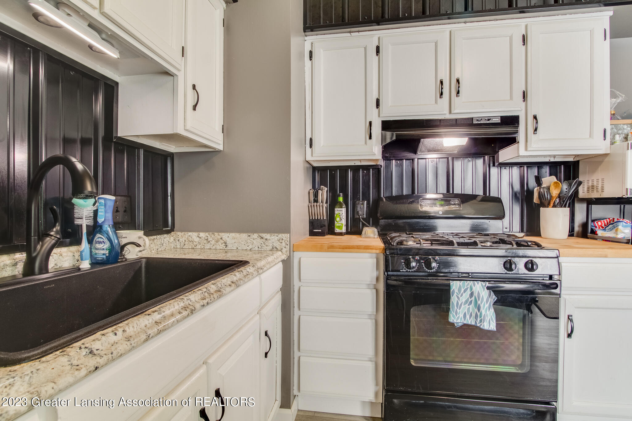 6963 South Stine Road Olivet, MI 49076 - Photo 9 of 32 6963_S_Stine_MORGAN-54