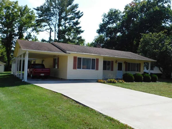 $289,000 | 4241 West Doyle Avenue, Bloomington, IN 47403