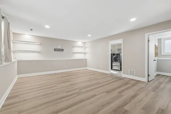 $2,900 | 16805 Hilltop Avenue, Orland Hills, IL 60487
