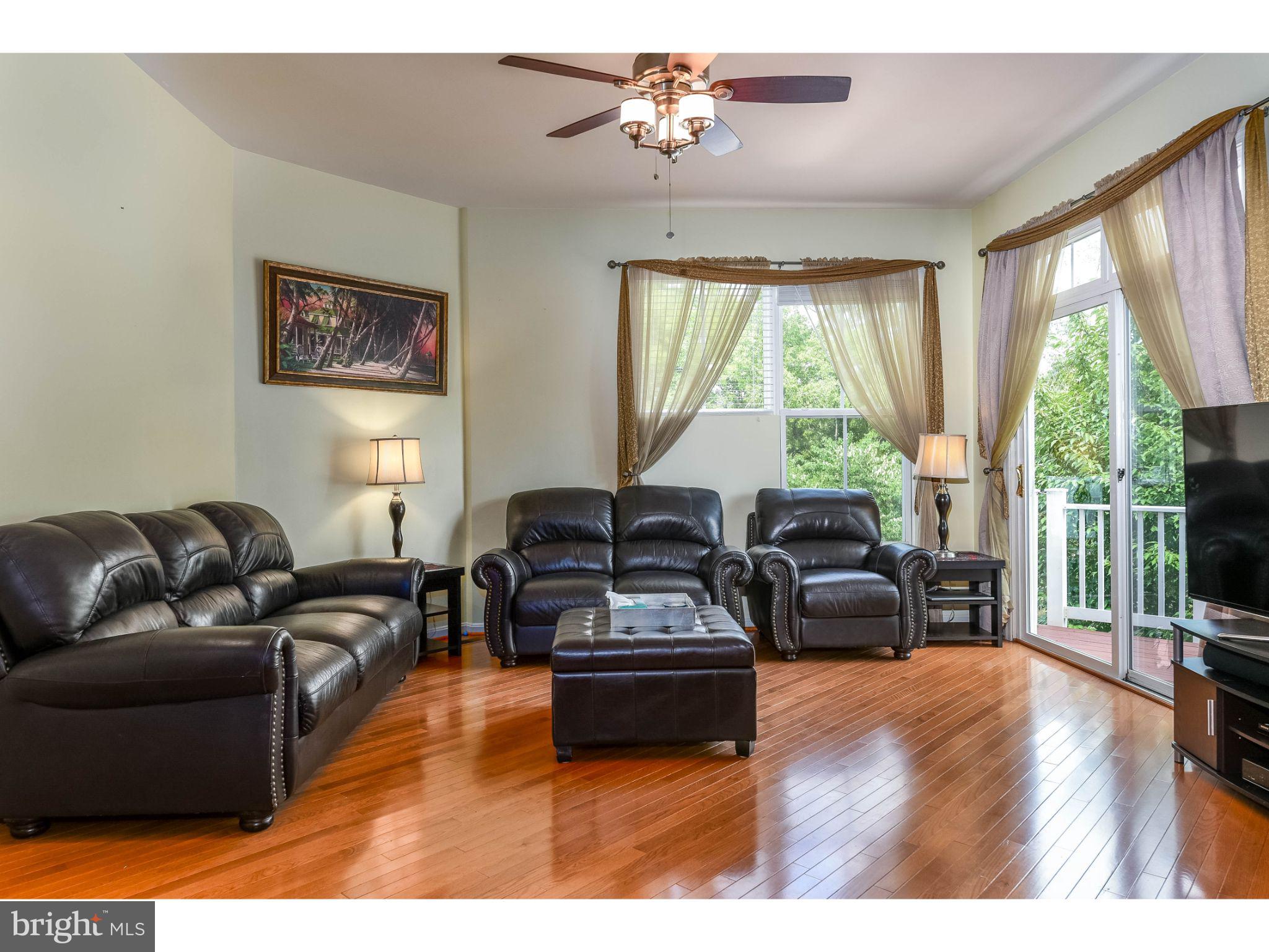 9117 Ribbon Falls Loop Bristow, VA 20136 - Photo 3 of 34 Gallery Image 3