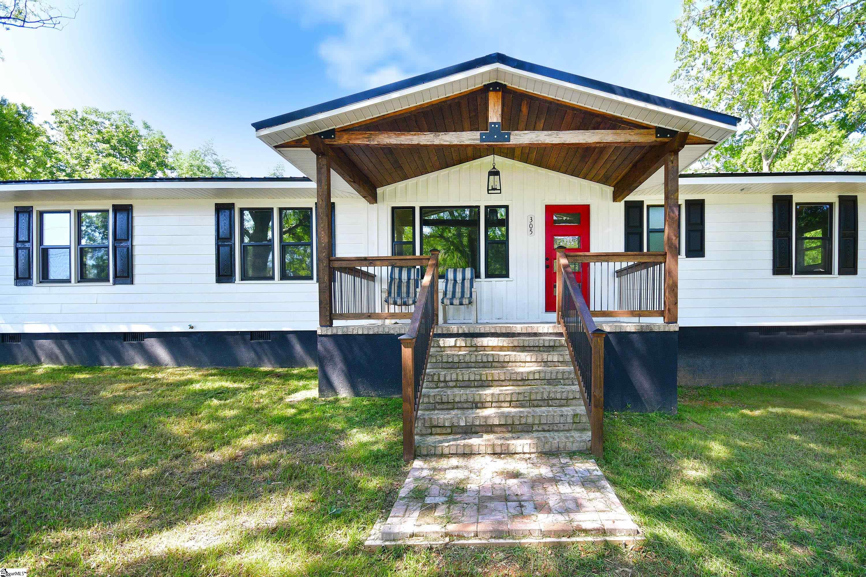 305 Hamilton Street Iva, SC 29655 - Photo 2 of 31