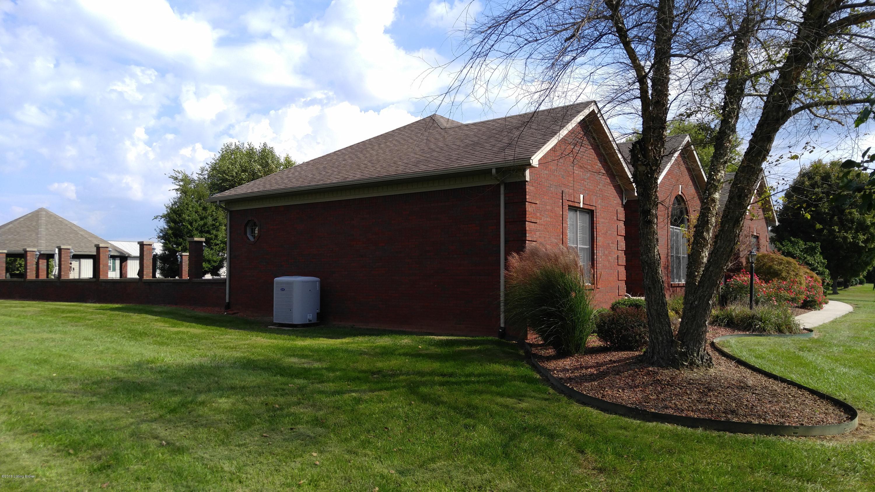 5780 Springfield Road Bardstown, KY 40004 - Photo 17 of 118 The Nicest you will find