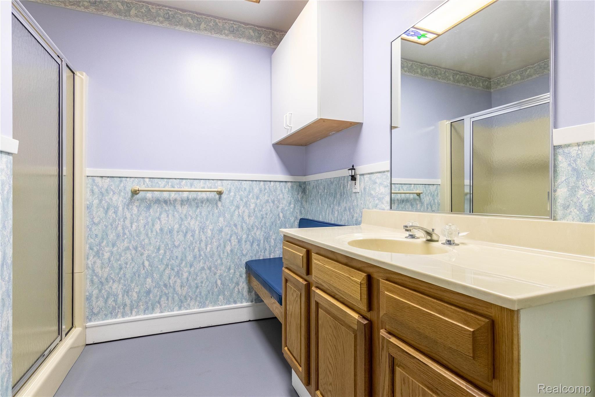 6379 Old Haggerty Road Canton, MI 48187 - Photo 41 of 71 49.Bathroom