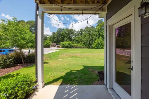 $525,000 | 830 Amley Place, Apex, NC 27523