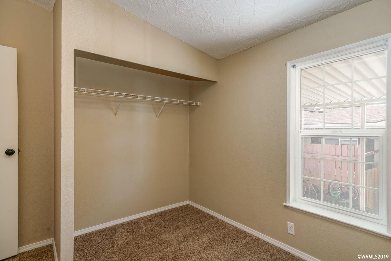 2000 Robins Lane Southeast, Unit 18 Salem, OR 97306 - Photo 22 of 28