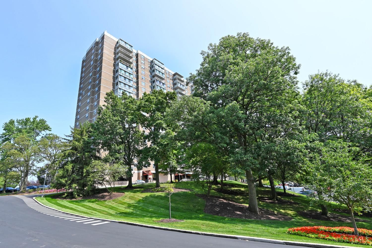 2444 Madison Road, Unit 1105 Cincinnati, OH 45208 - Photo 35 of 35 Gallery Image 35