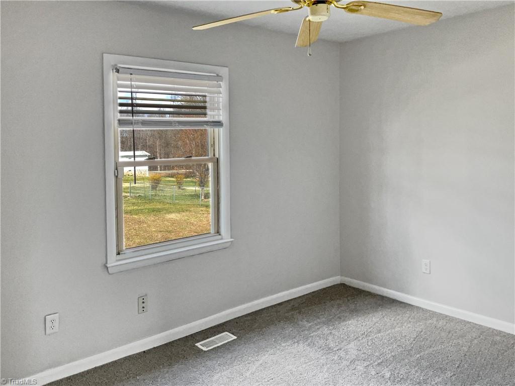4790 Pine Hall Road Walkertown, NC 27051 - Photo 5 of 18 Gallery Image 5