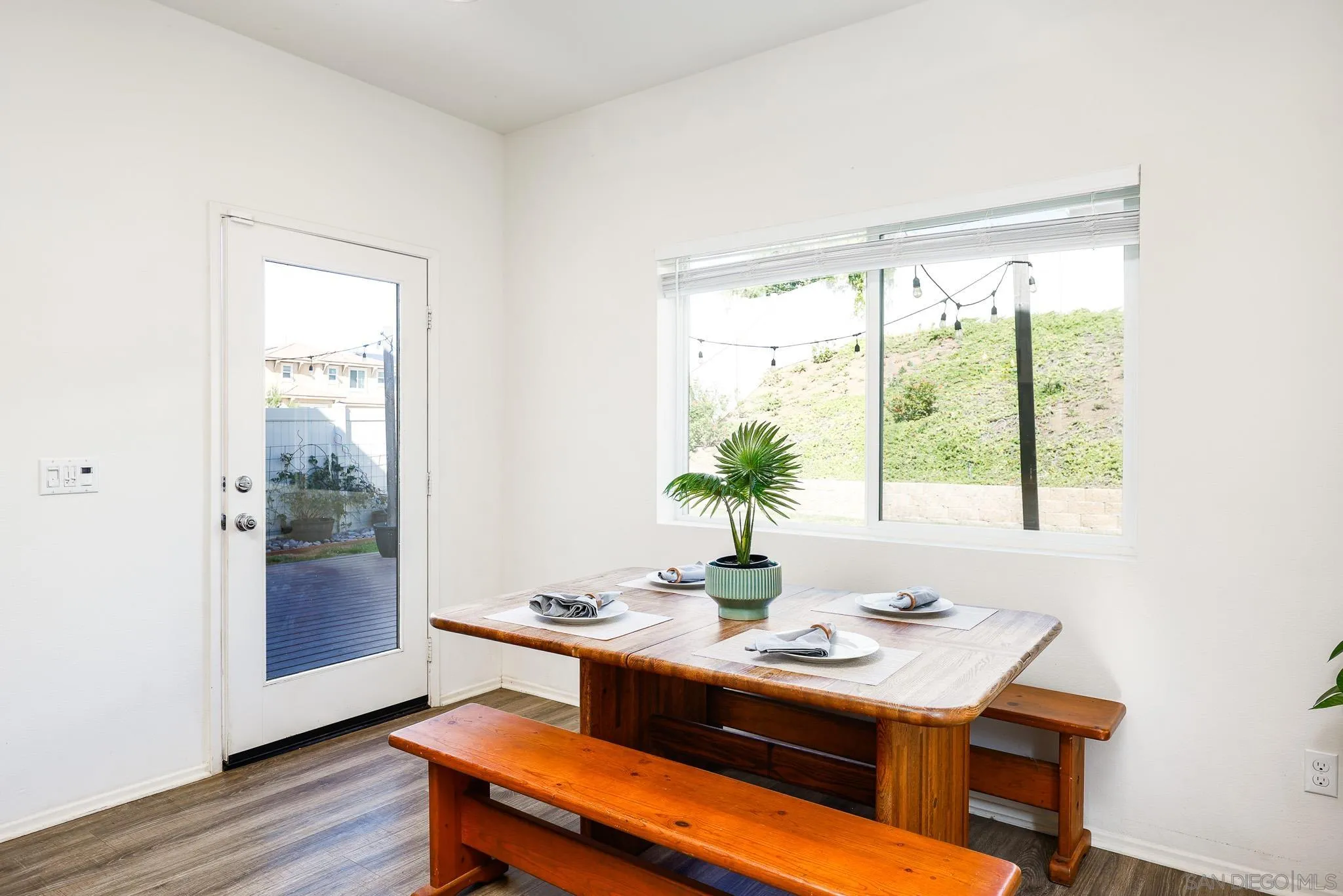 310 Falabella Lane Fallbrook, CA 92028 - Photo 11 of 48 a room with furniture and window