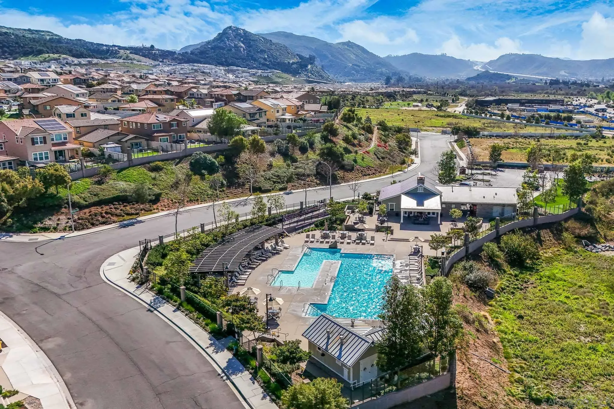 310 Falabella Lane Fallbrook, CA 92028 - Photo 45 of 48 a view of a city with lake