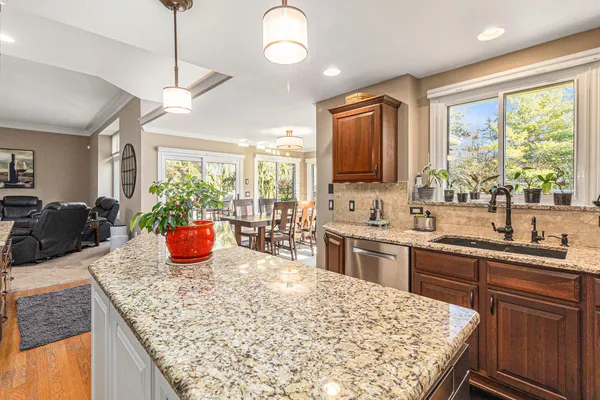 $940,000 | 4955 Quincy Court, Saline, MI 48176