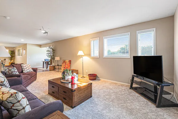 $940,000 | 4955 Quincy Court, Saline, MI 48176