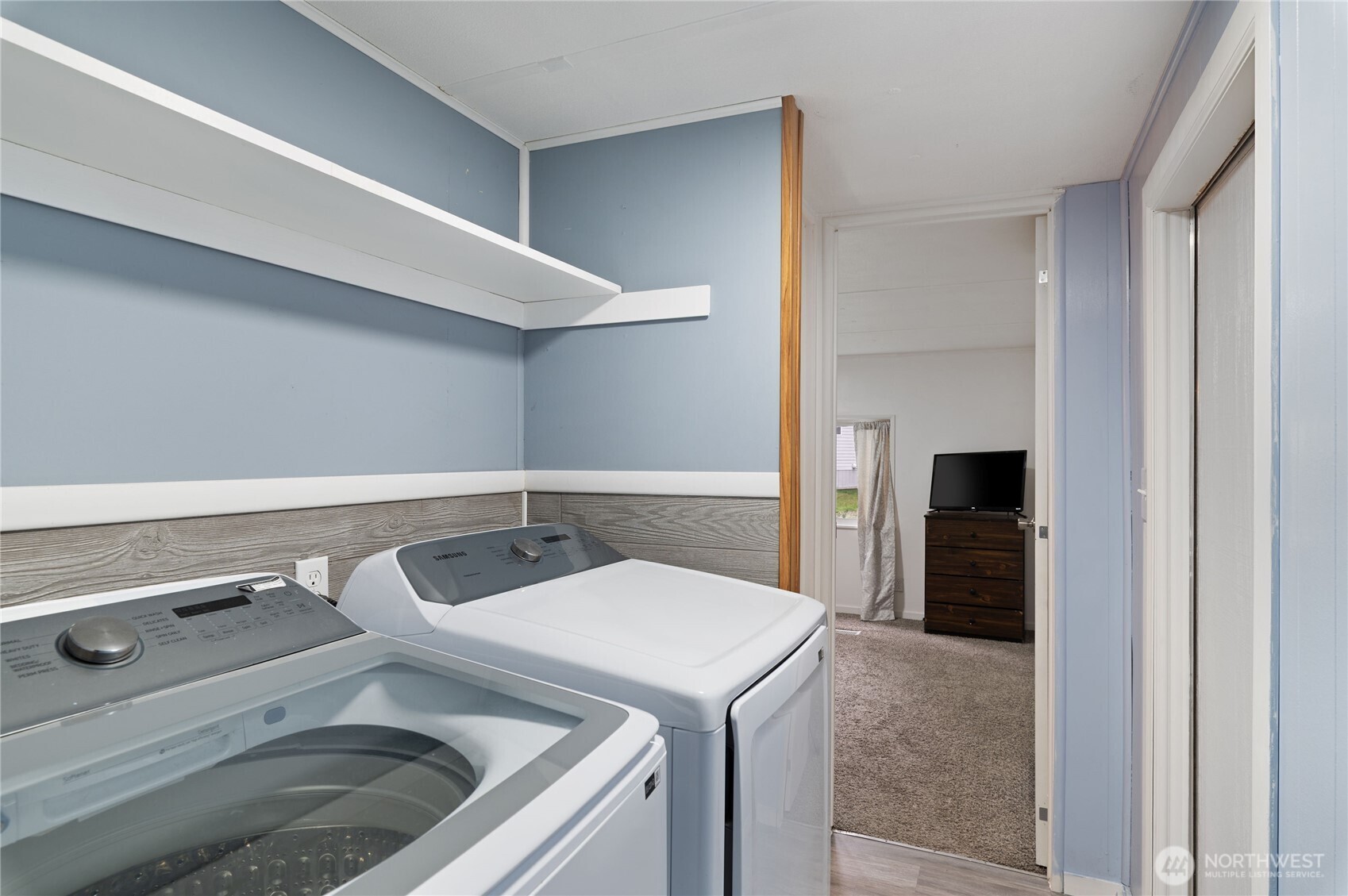 3060 Northeast McWilliams Road, Unit 122 Bremerton, WA 98311 - Photo 14 of 20 a utility room with dryer and washer