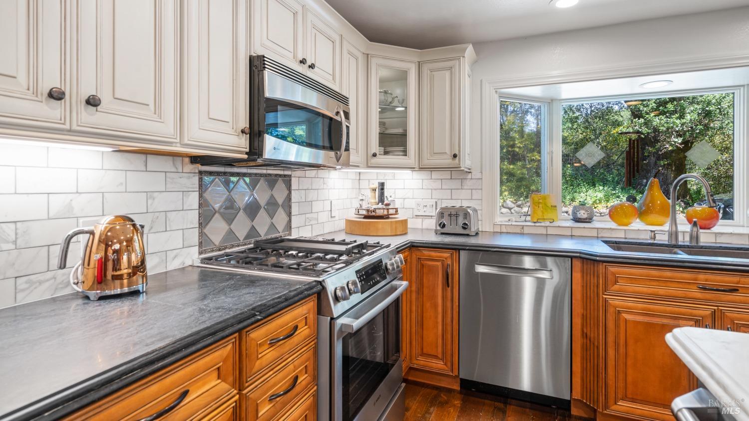 2267 Westside Road Healdsburg, CA 95448 - Photo 17 of 60