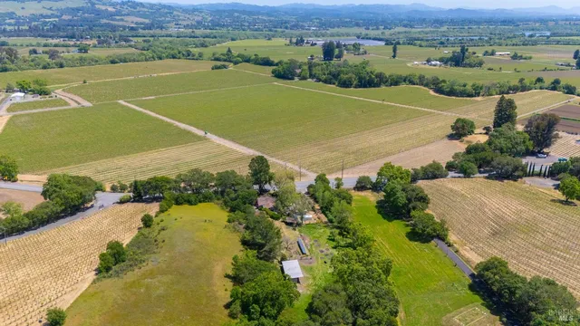 $1,659,000 | 2267 Westside Road, Healdsburg, CA 95448