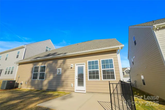 $3,300 | 1406 Caracara Court, Belmont, NC 28012