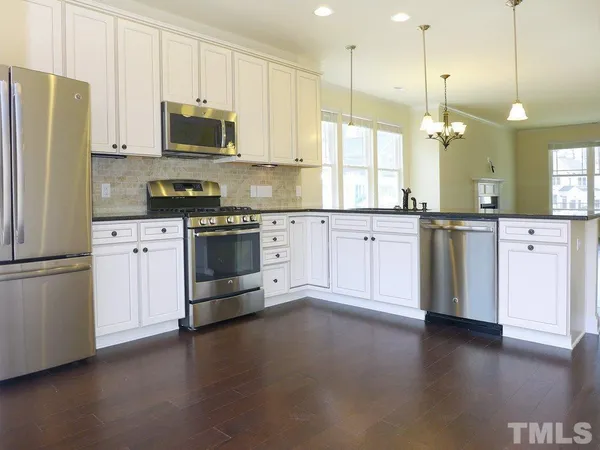 $2,800 | 121 Bella Drive, Chapel Hill, NC 27516