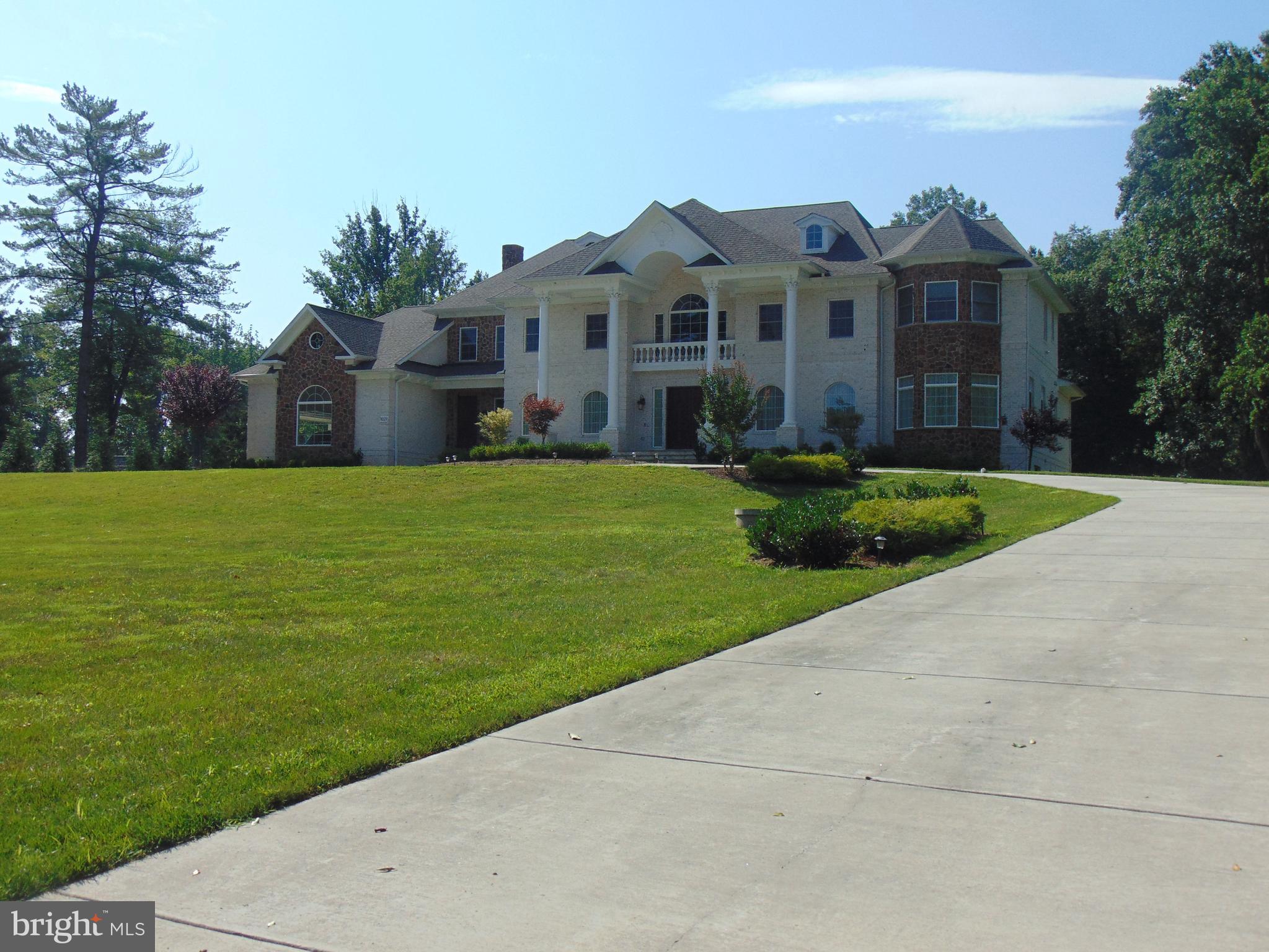 1027 Towlston Road McLean, VA 22102 - Photo 1 of 59 Front of home.