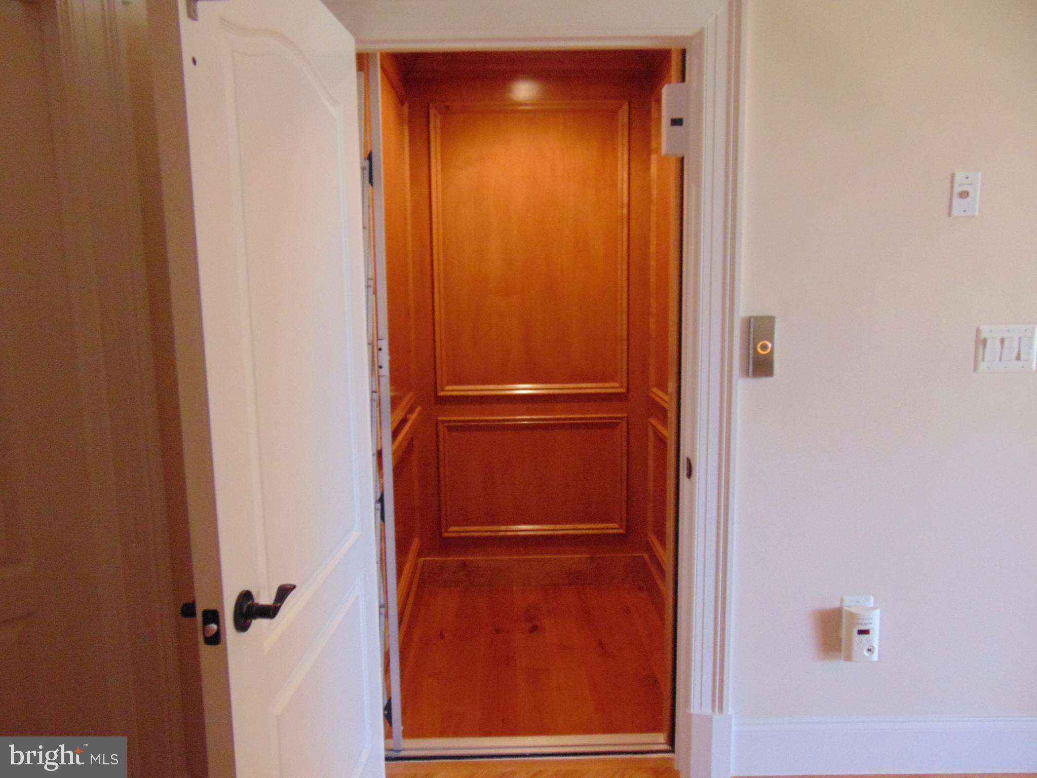 1027 Towlston Road McLean, VA 22102 - Photo 33 of 59