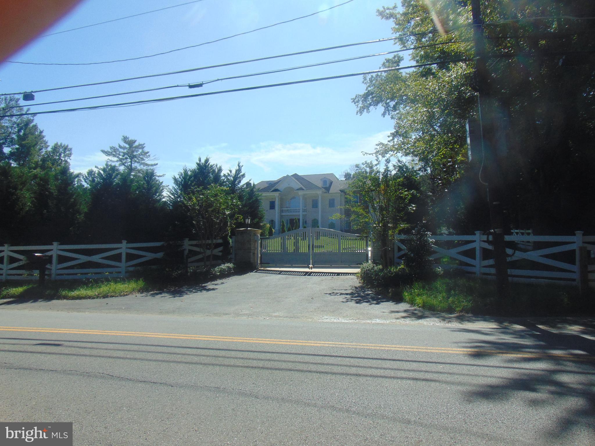 1027 Towlston Road McLean, VA 22102 - Photo 55 of 59 a view of backyard with green space