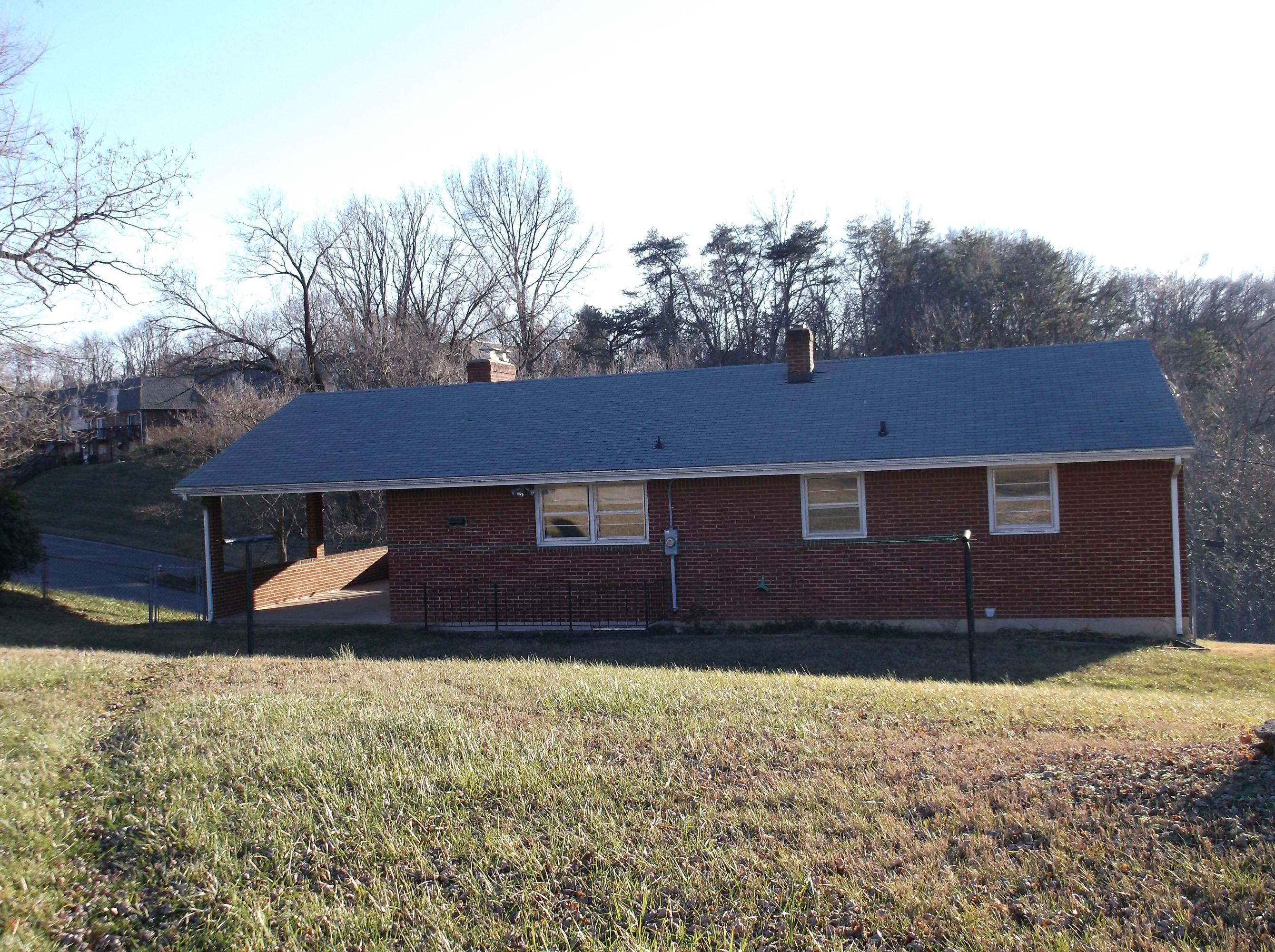 832 Coolbrook Road Vinton, VA 24179 - Photo 12 of 15 Back Yard