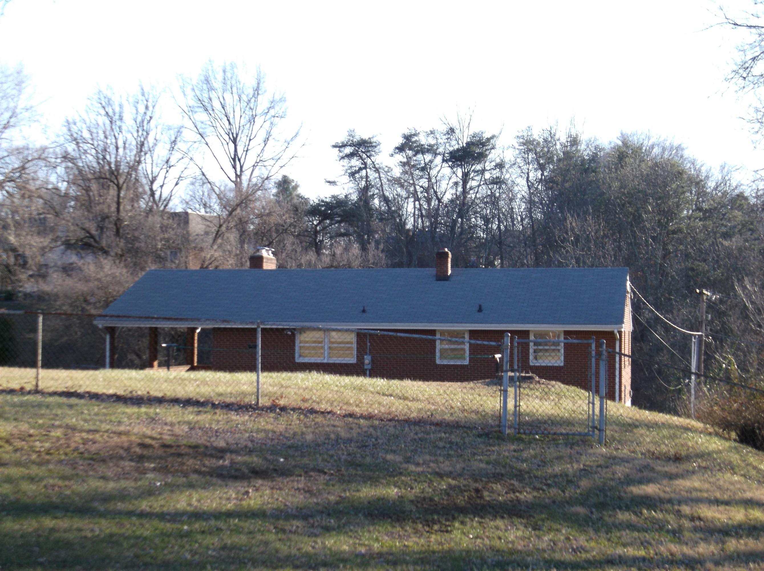 832 Coolbrook Road Vinton, VA 24179 - Photo 13 of 15 Back Yard