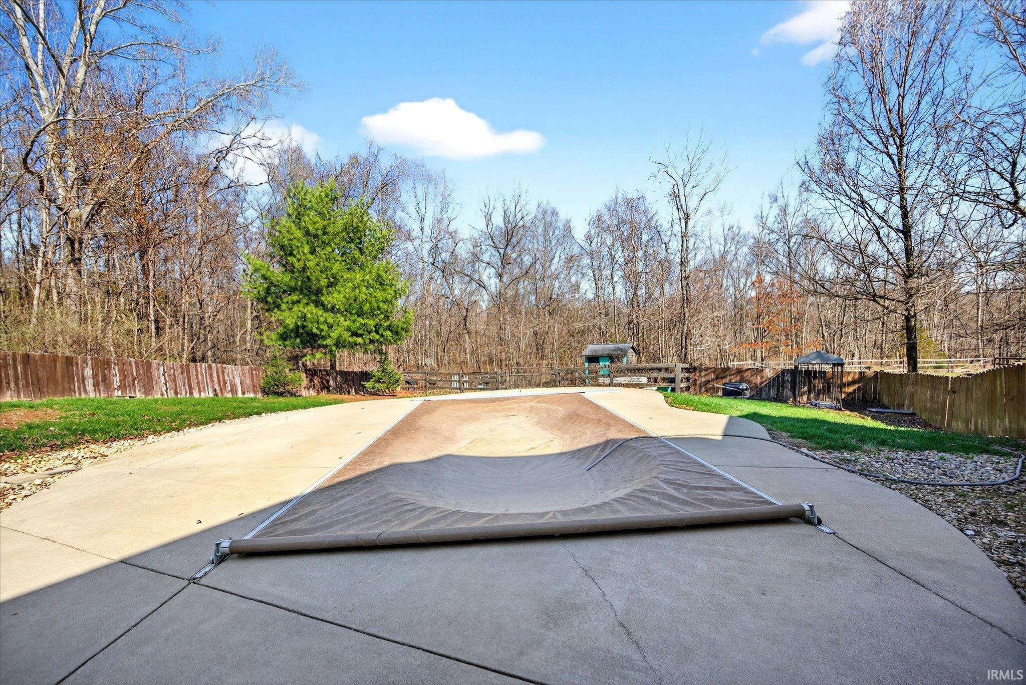 7844 Zikes Road South Bloomington, IN 47401 - Photo 23 of 36